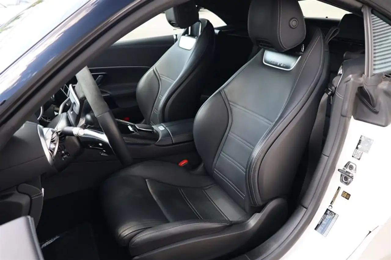 Mercedes-Benz SL - Image 3