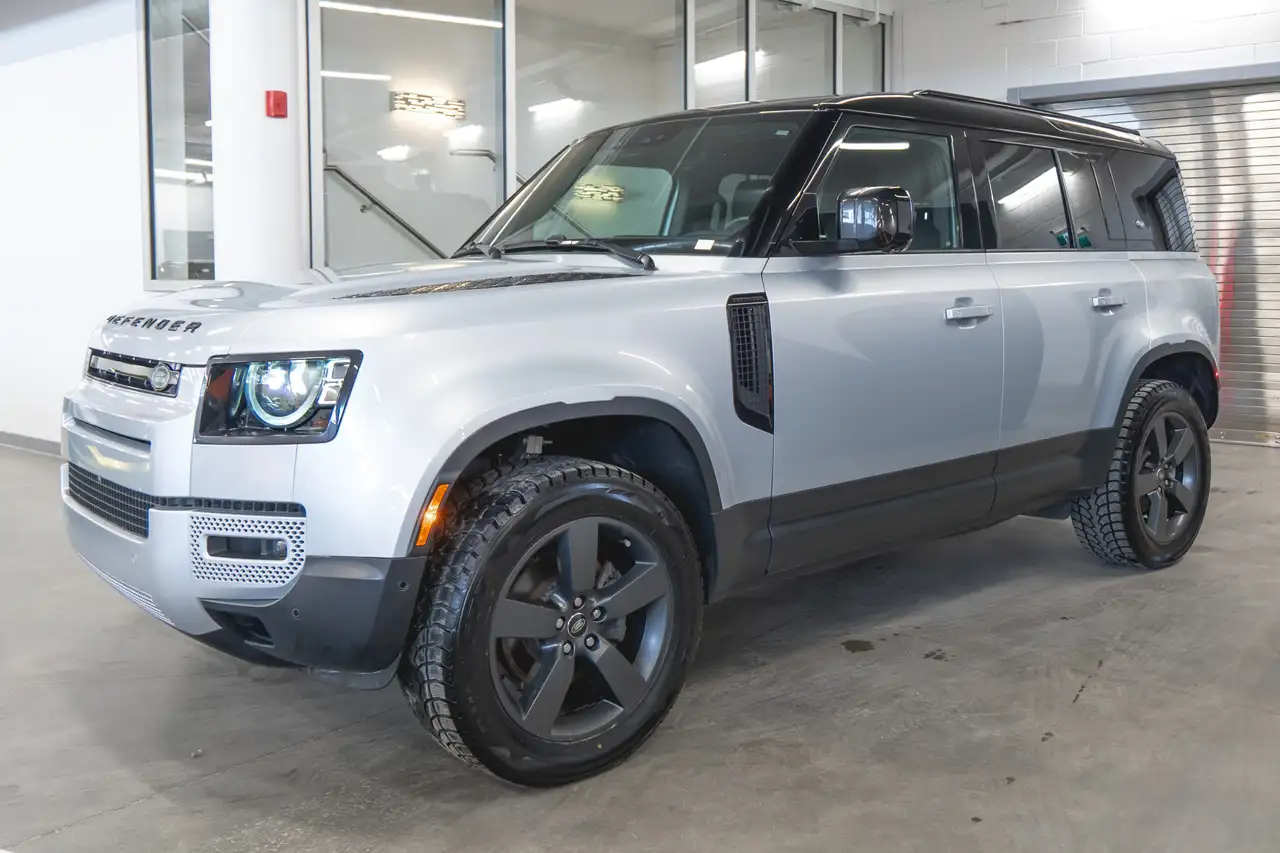 Land Rover Defender - Image 7