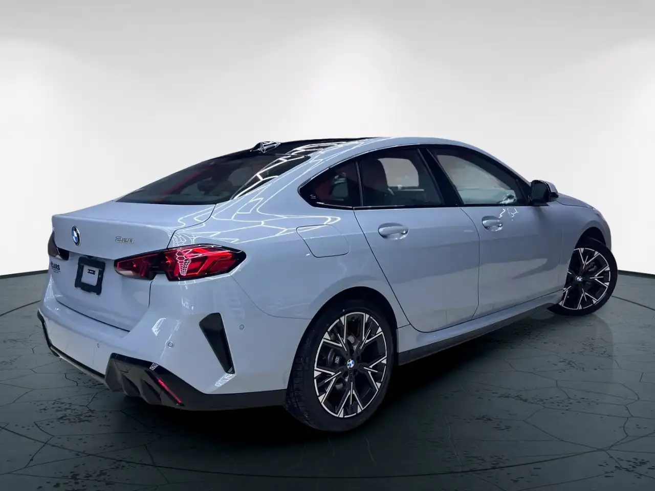 BMW 2 Series - Image 4