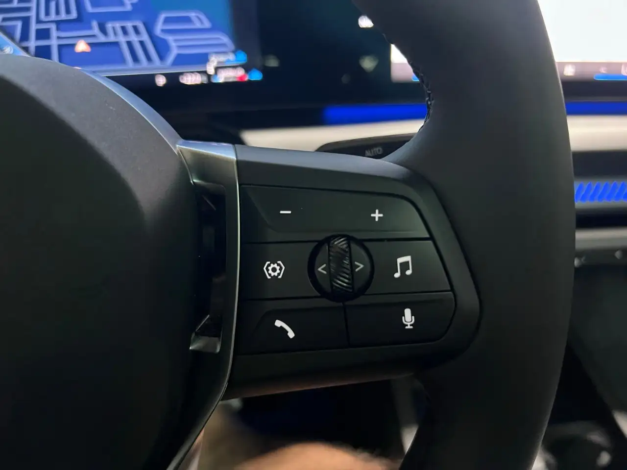 BMW 2 Series - Image 29