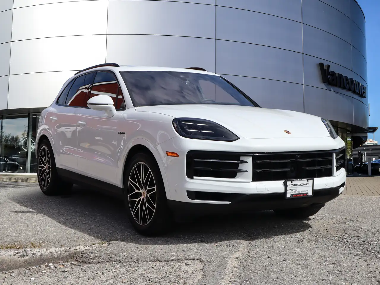 Porsche Cayenne - Image 7