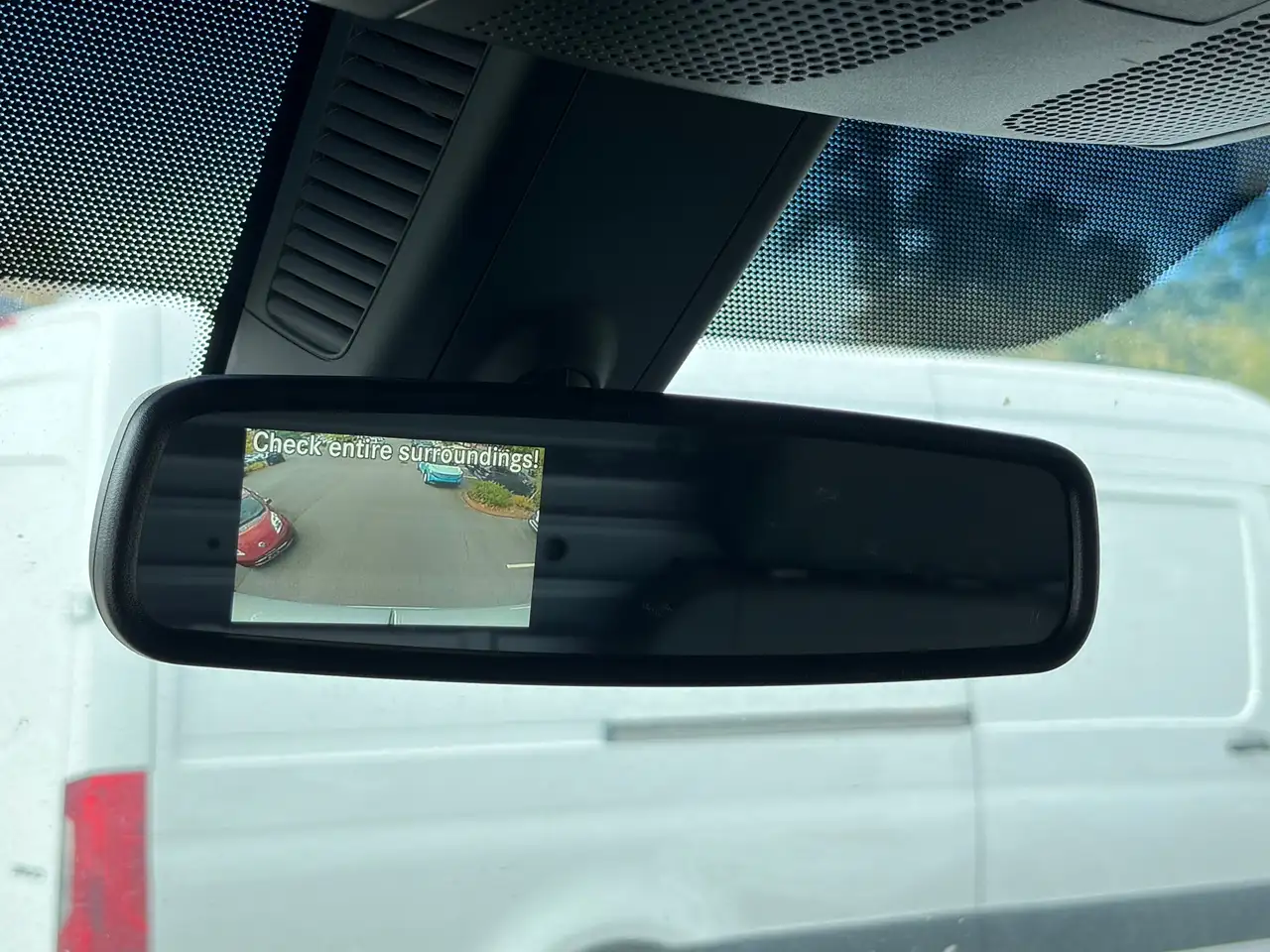 Mercedes-Benz Sprinter - Image 13