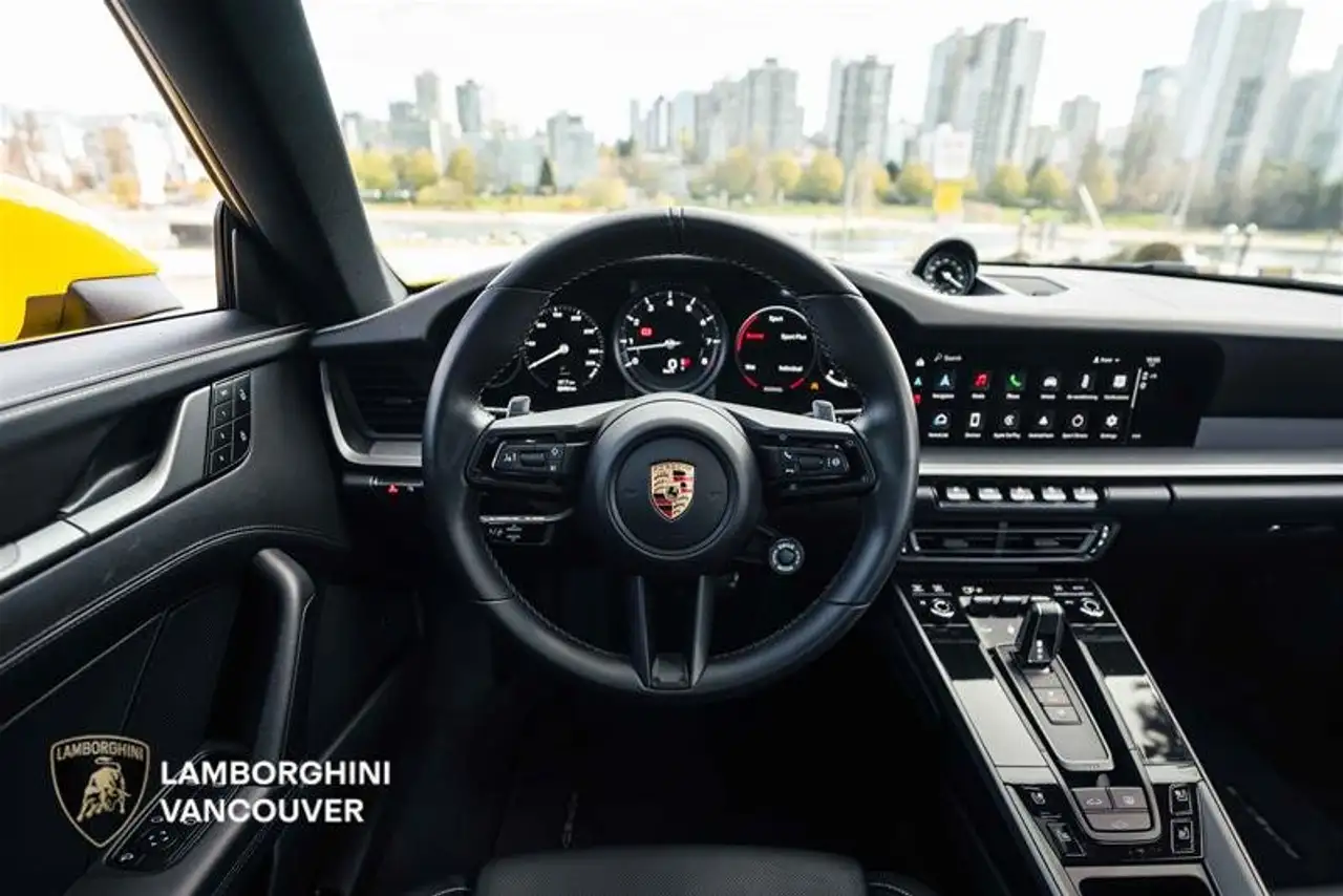 Porsche 911 - Image 14