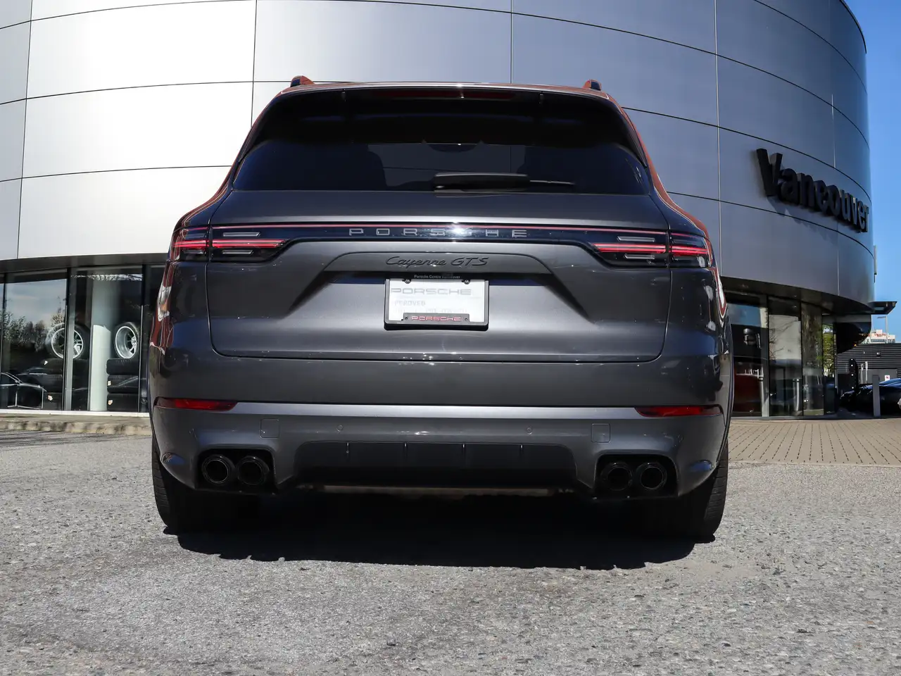 Porsche Cayenne - Image 4