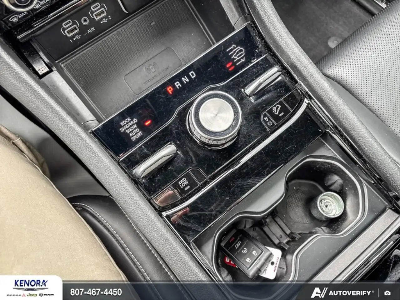 Jeep Grand Cherokee - Image 18