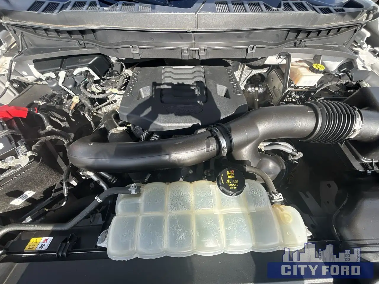 Ford F-150 - Image 24