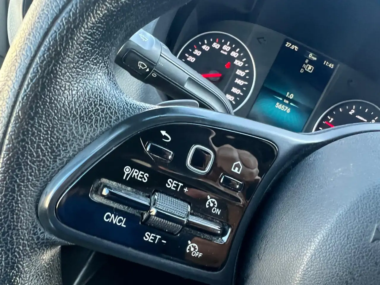 Mercedes-Benz Sprinter - Image 13