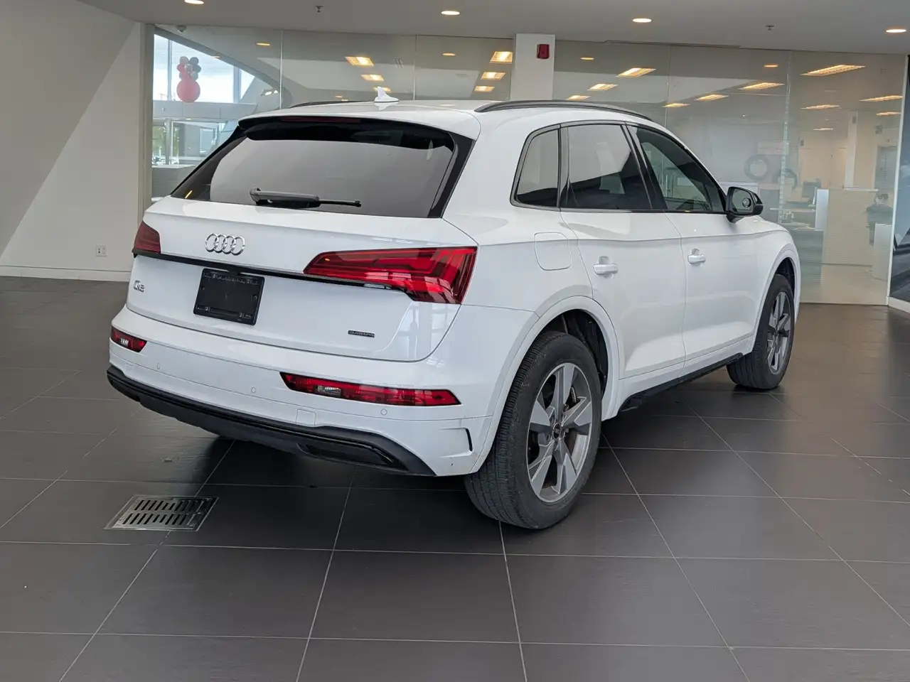 Audi Q5 - Image 3