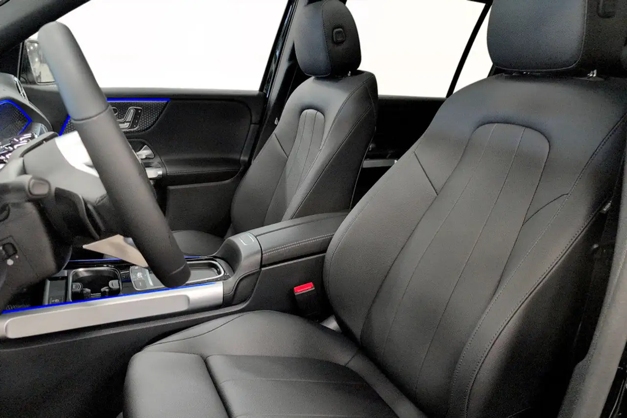 Mercedes-Benz GLB - Image 10