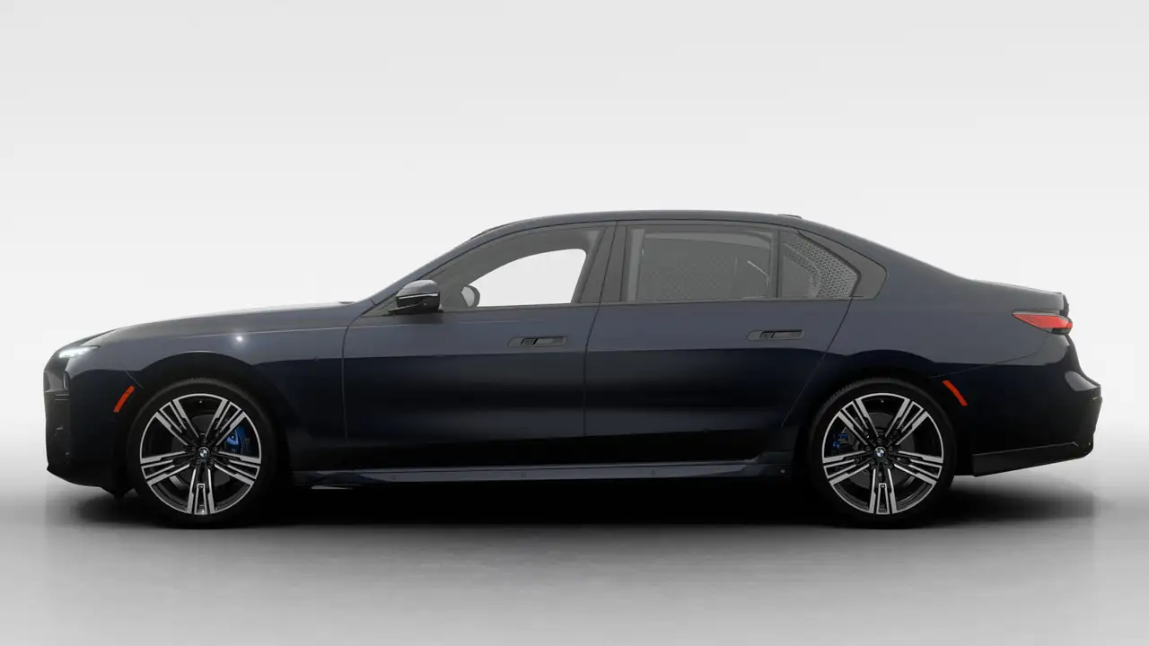 BMW 7 Series - Image 4
