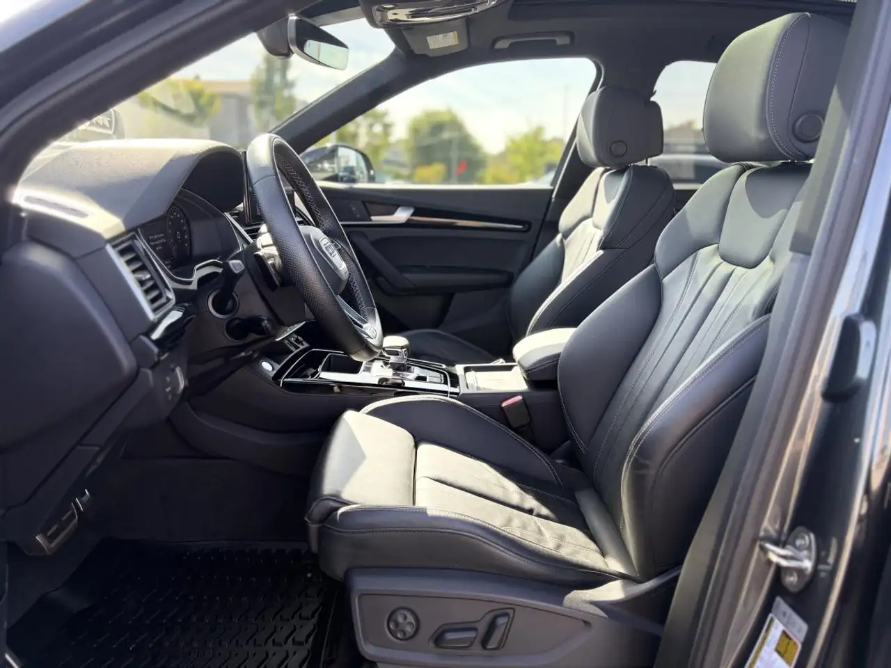 Audi Q5 - Image 11