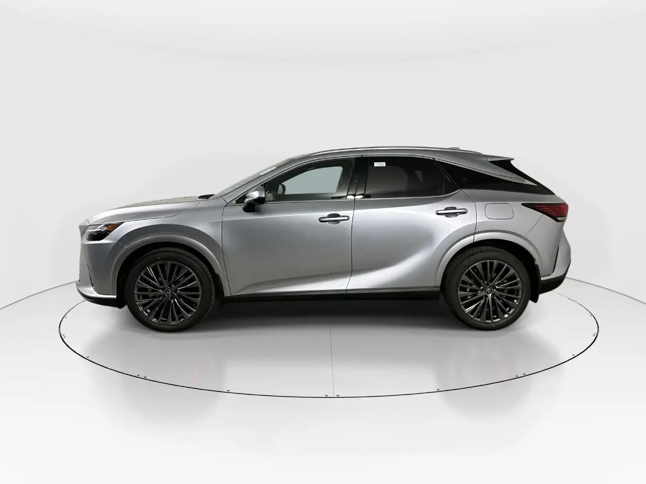 Lexus RX - Image 4