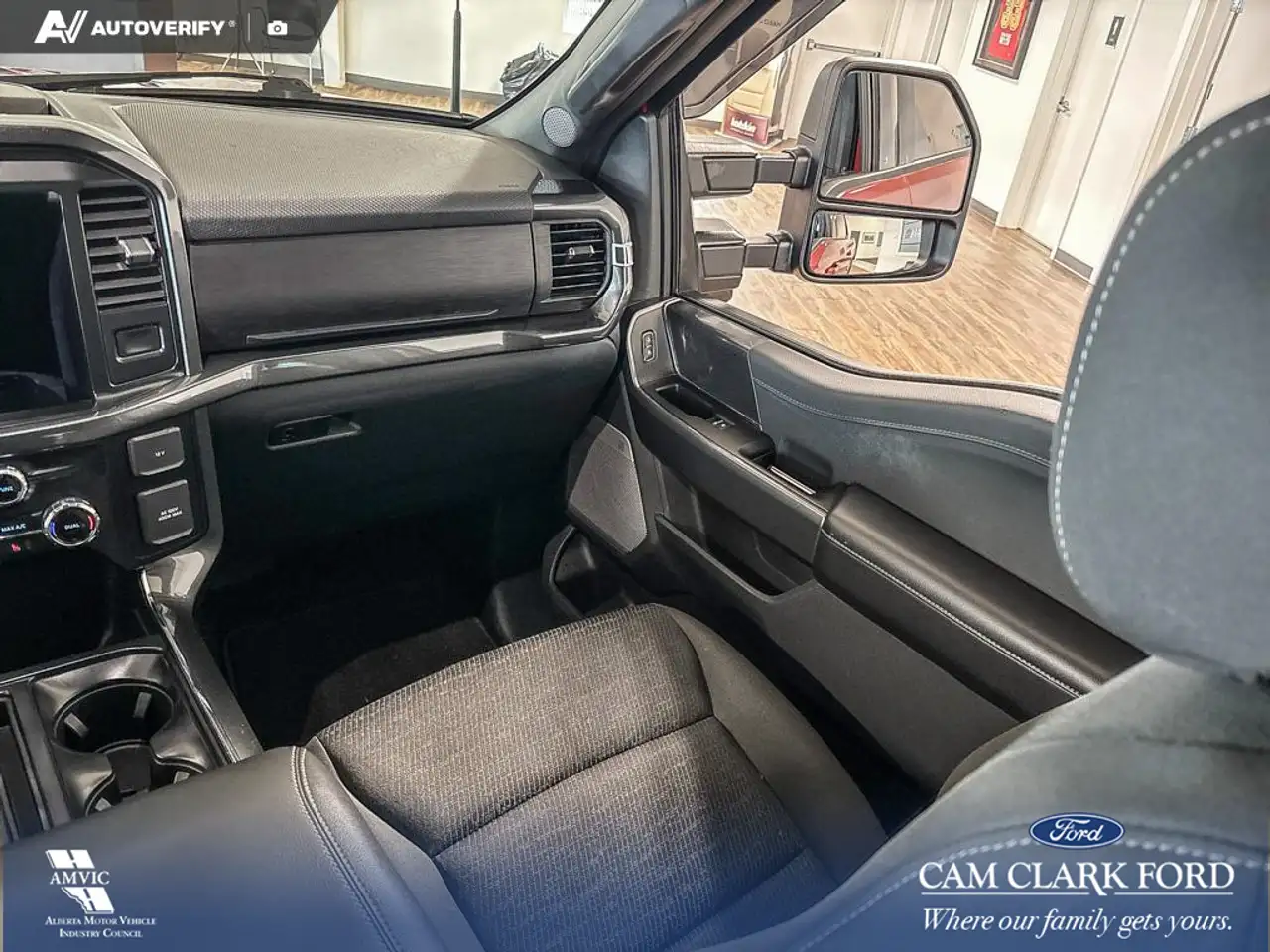 Ford F-150 - Image 25