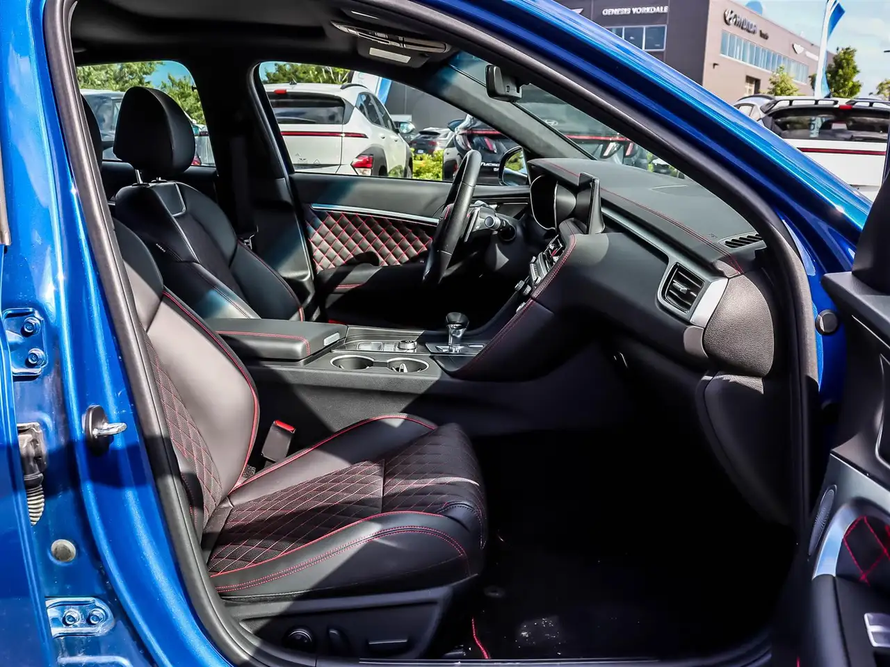 Genesis G70 - Image 15
