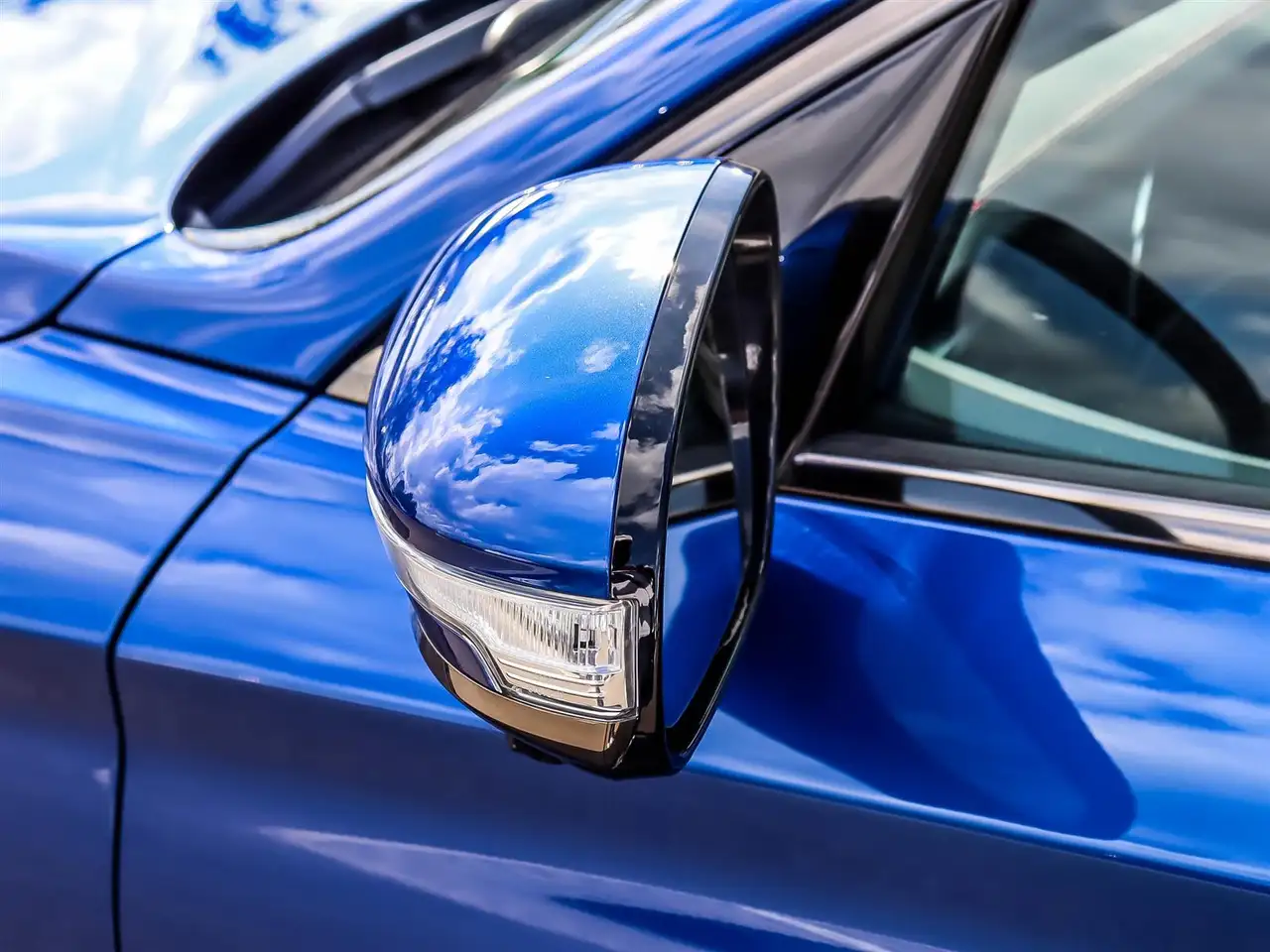 Genesis G70 - Image 24