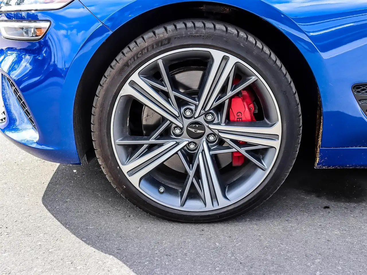 Genesis G70 - Image 23