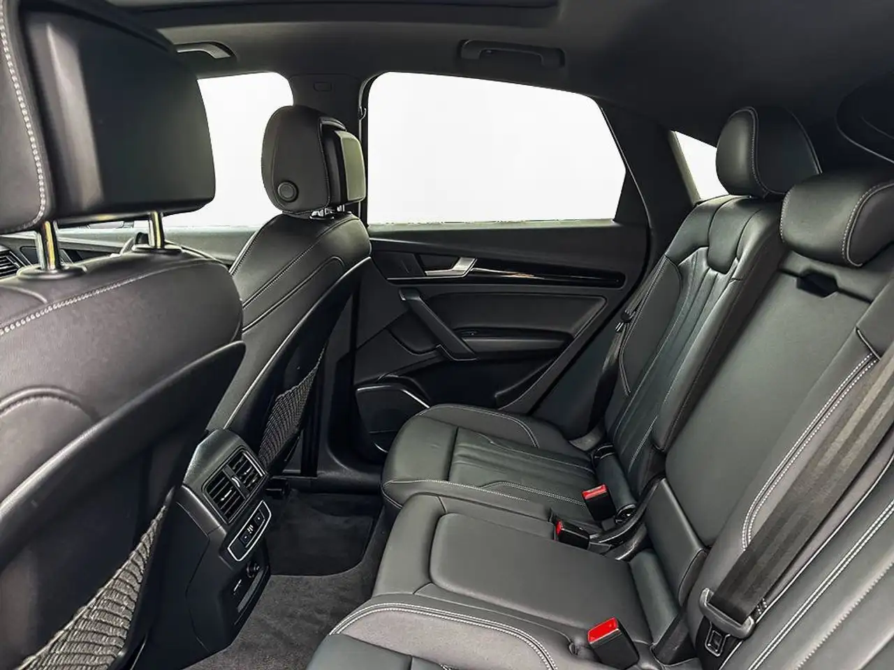 Audi Q5 - Image 27
