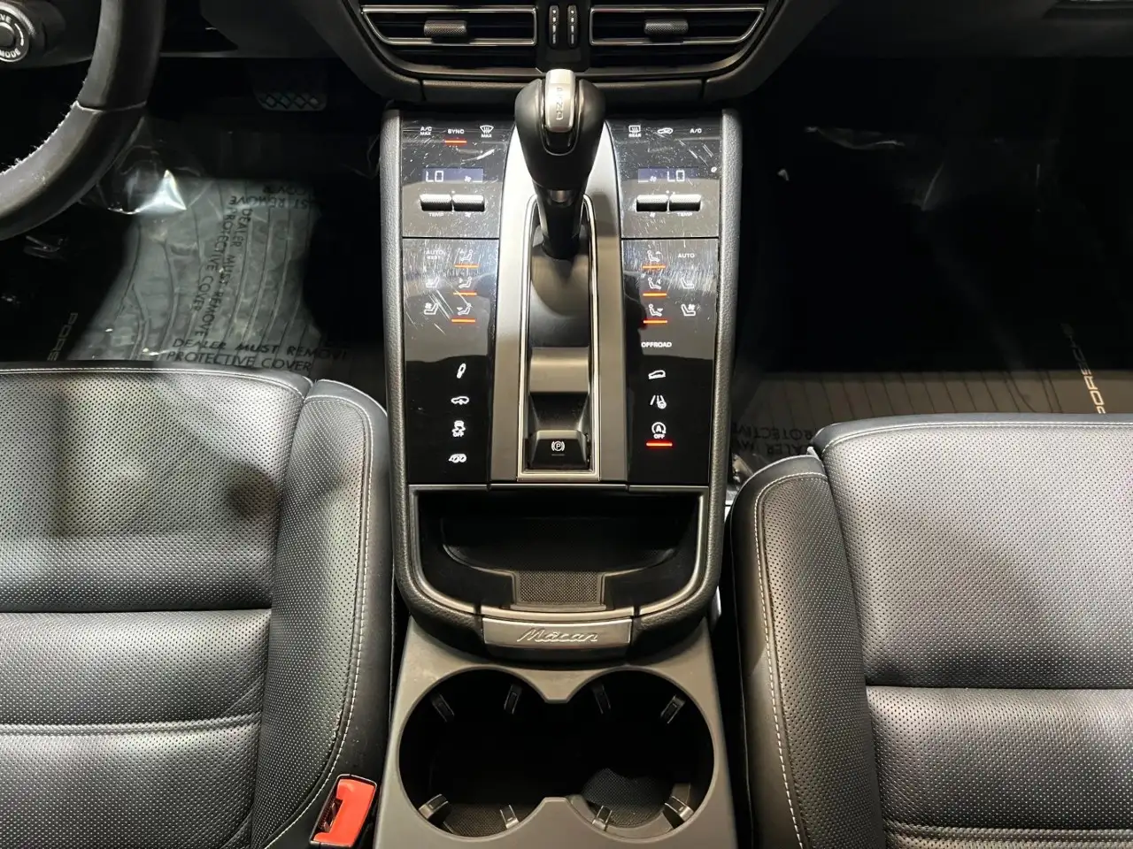 Porsche Macan - Image 19