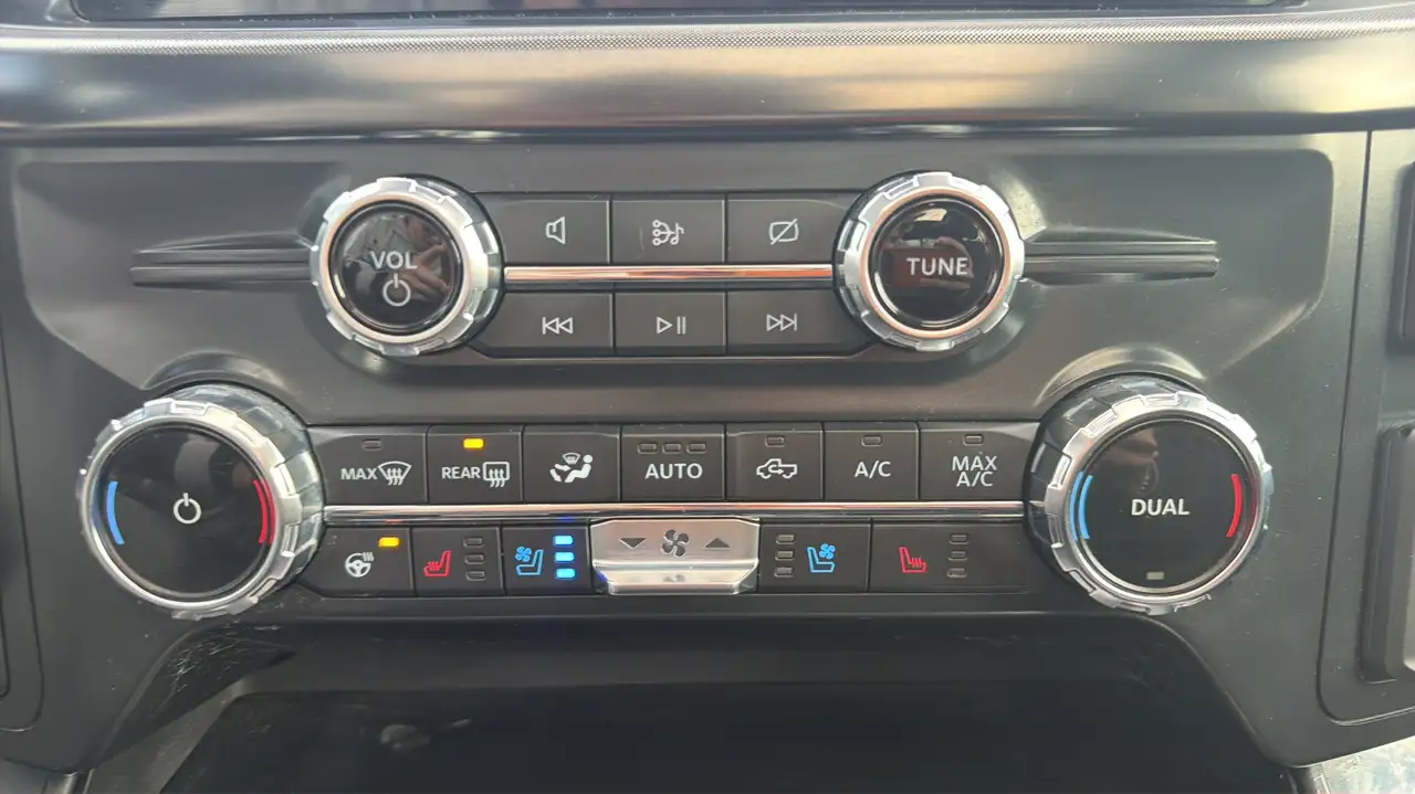 Ford F-150 - Image 24