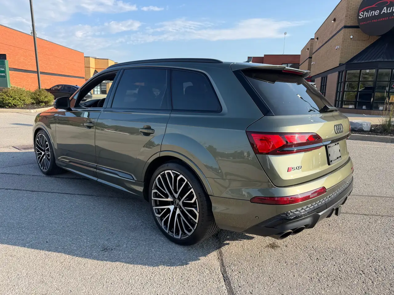 Audi SQ7 - Image 11