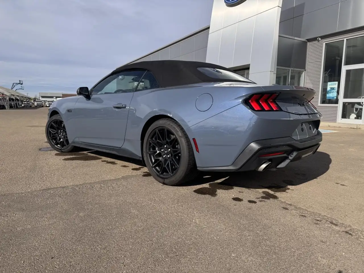 Ford Mustang - Image 3