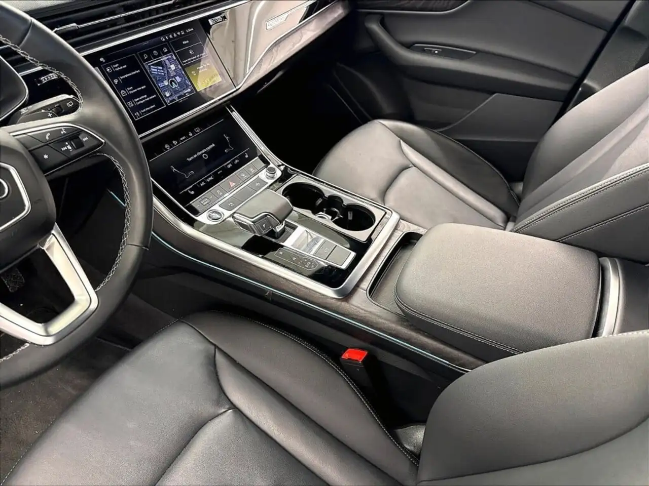Audi Q7 - Image 14