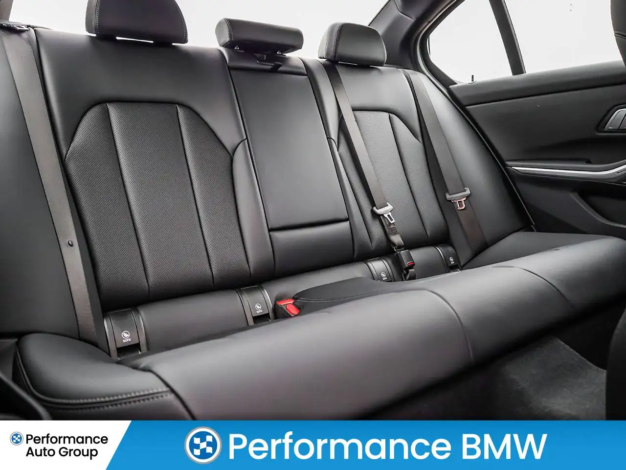 BMW 3 Series - Image 8