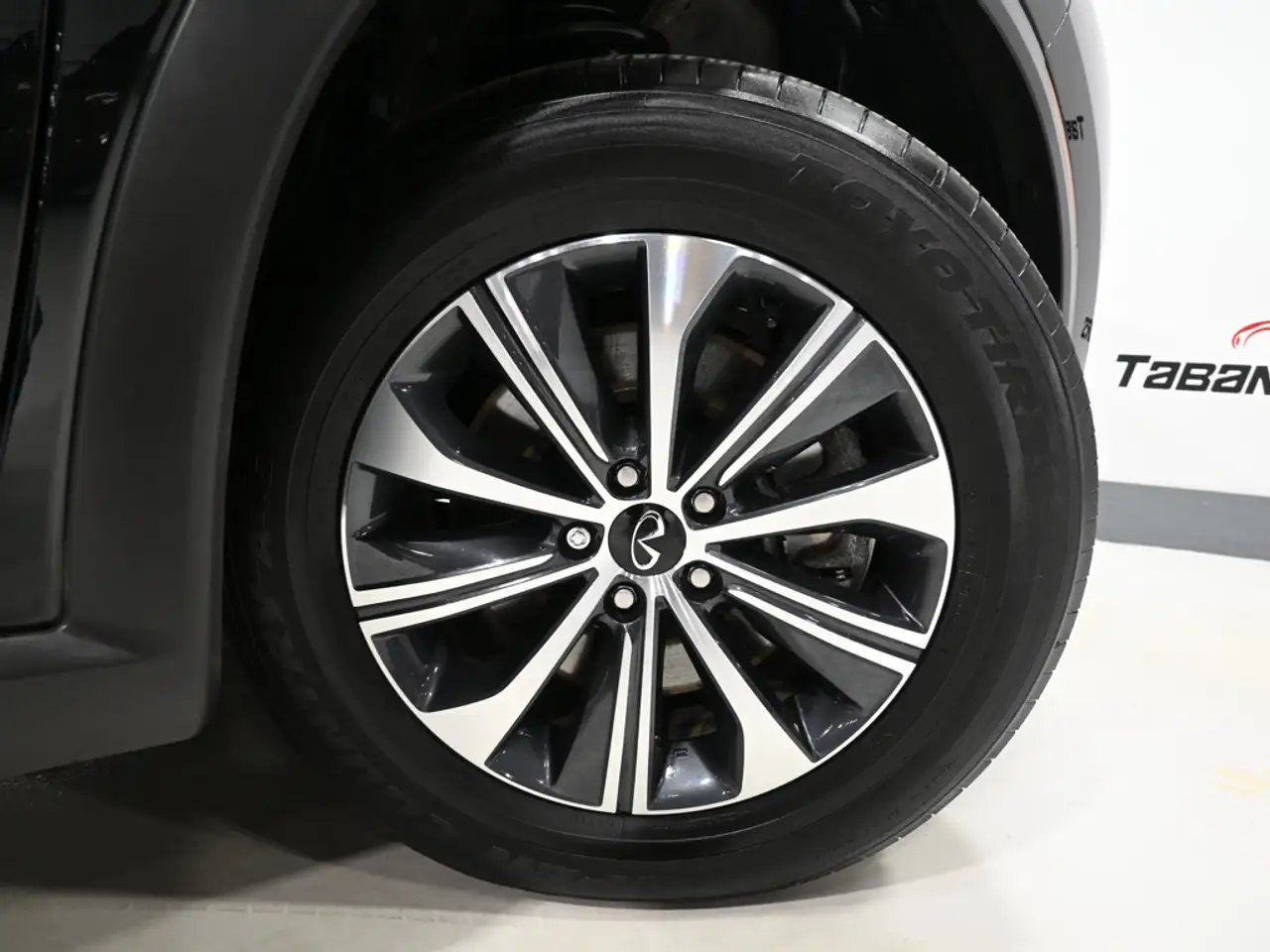 Infiniti QX60 - Image 26