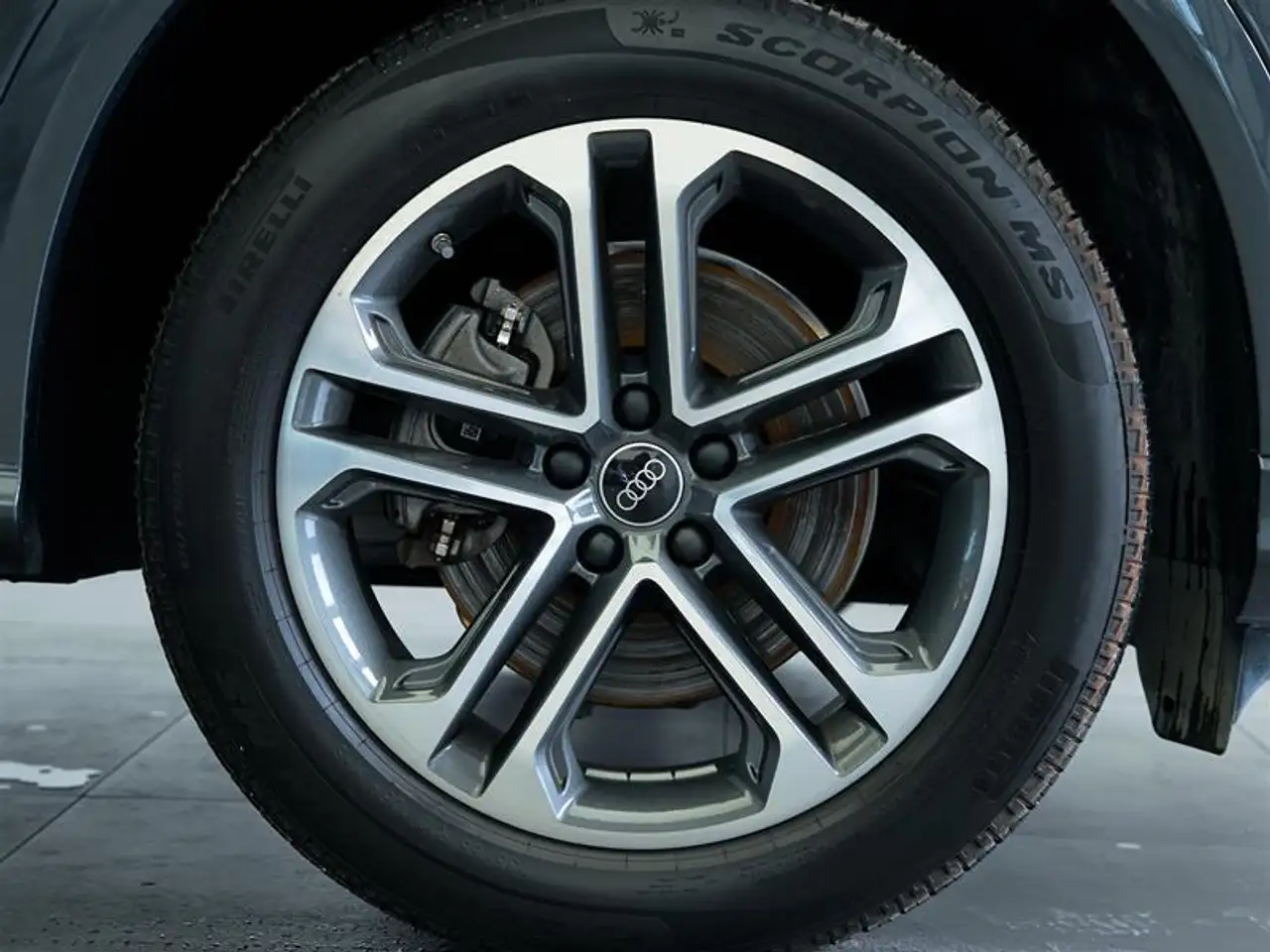 Audi Q5 - Image 6