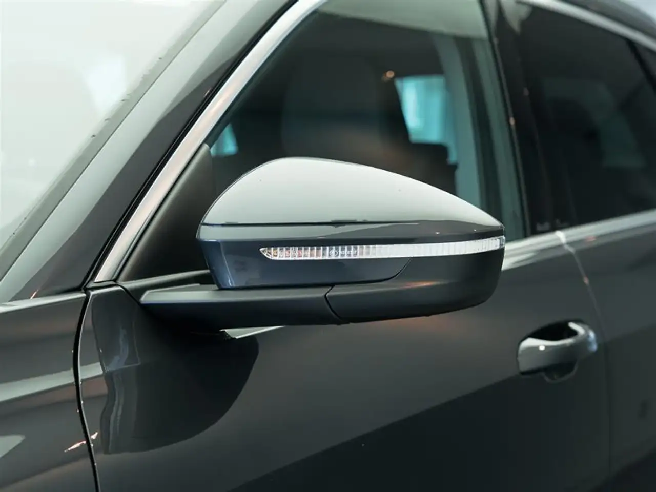 Audi Q5 - Image 12