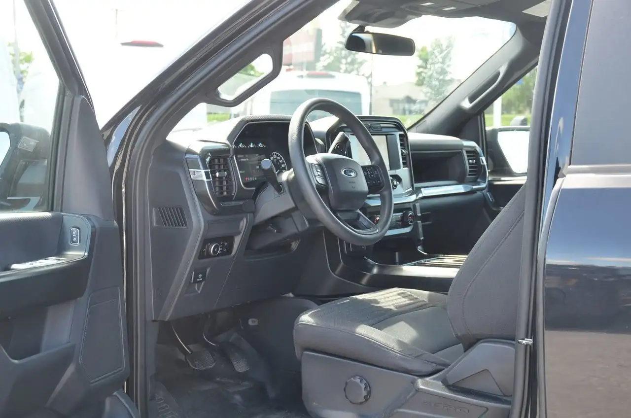 Ford F-150 - Image 18