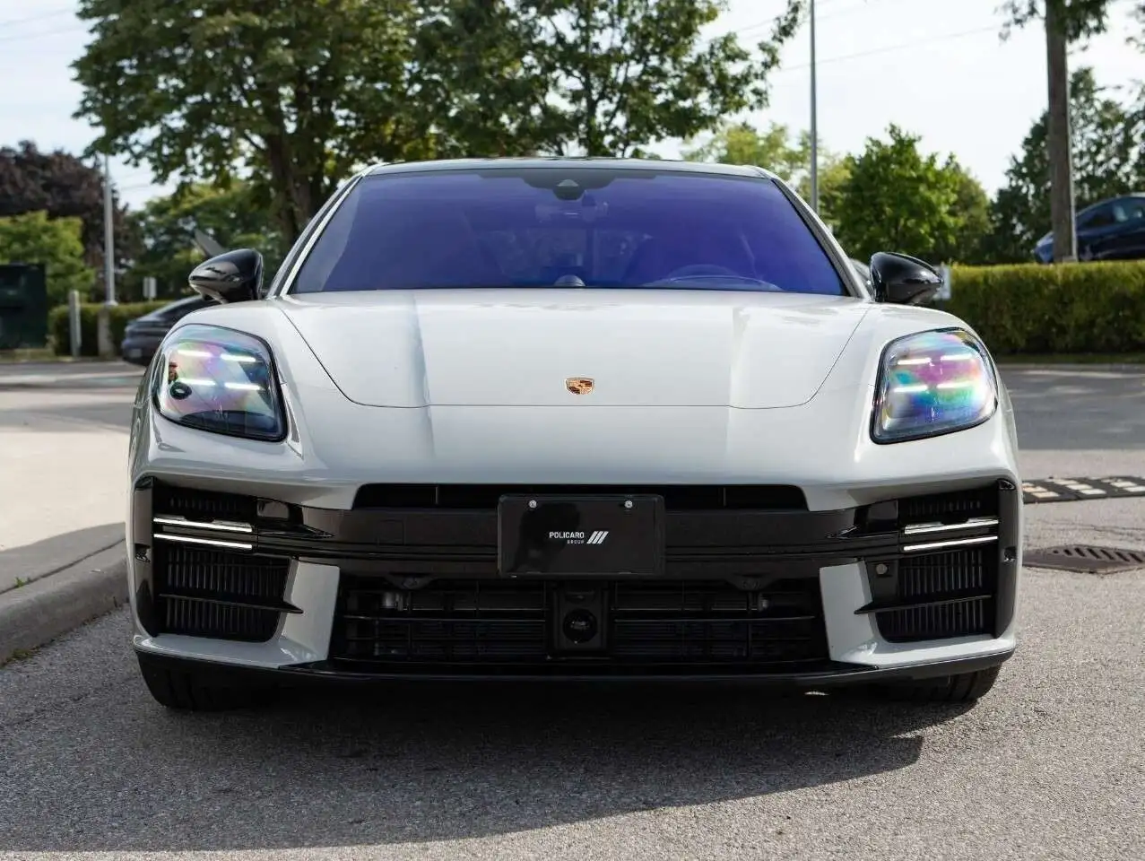 Porsche Panamera - Image 8