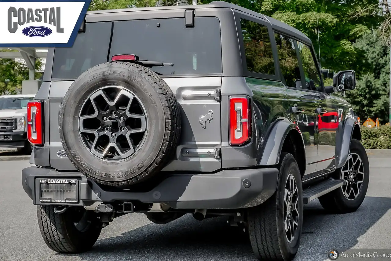 Ford Bronco - Image 5