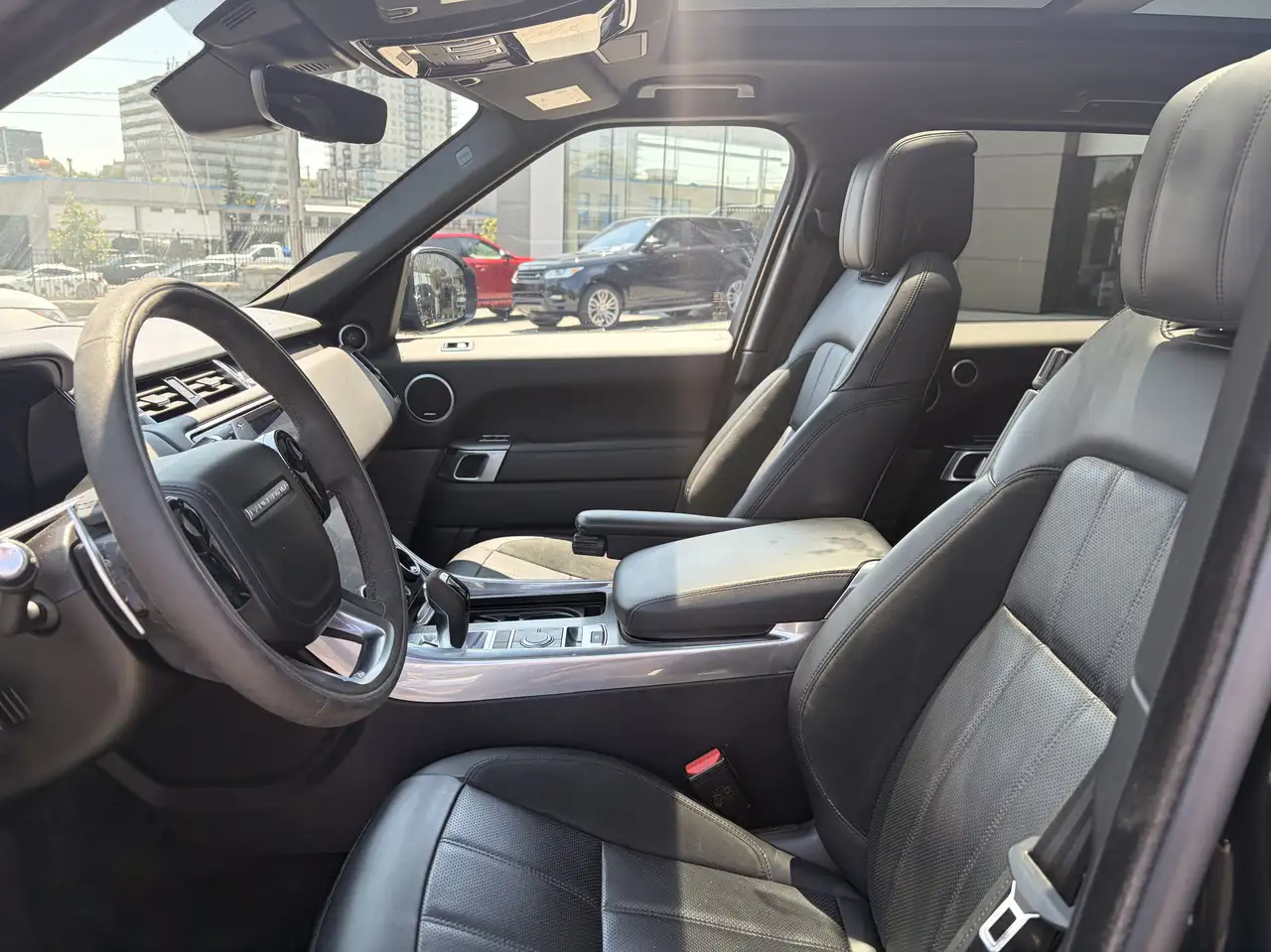 Land Rover Range Rover Sport - Image 17