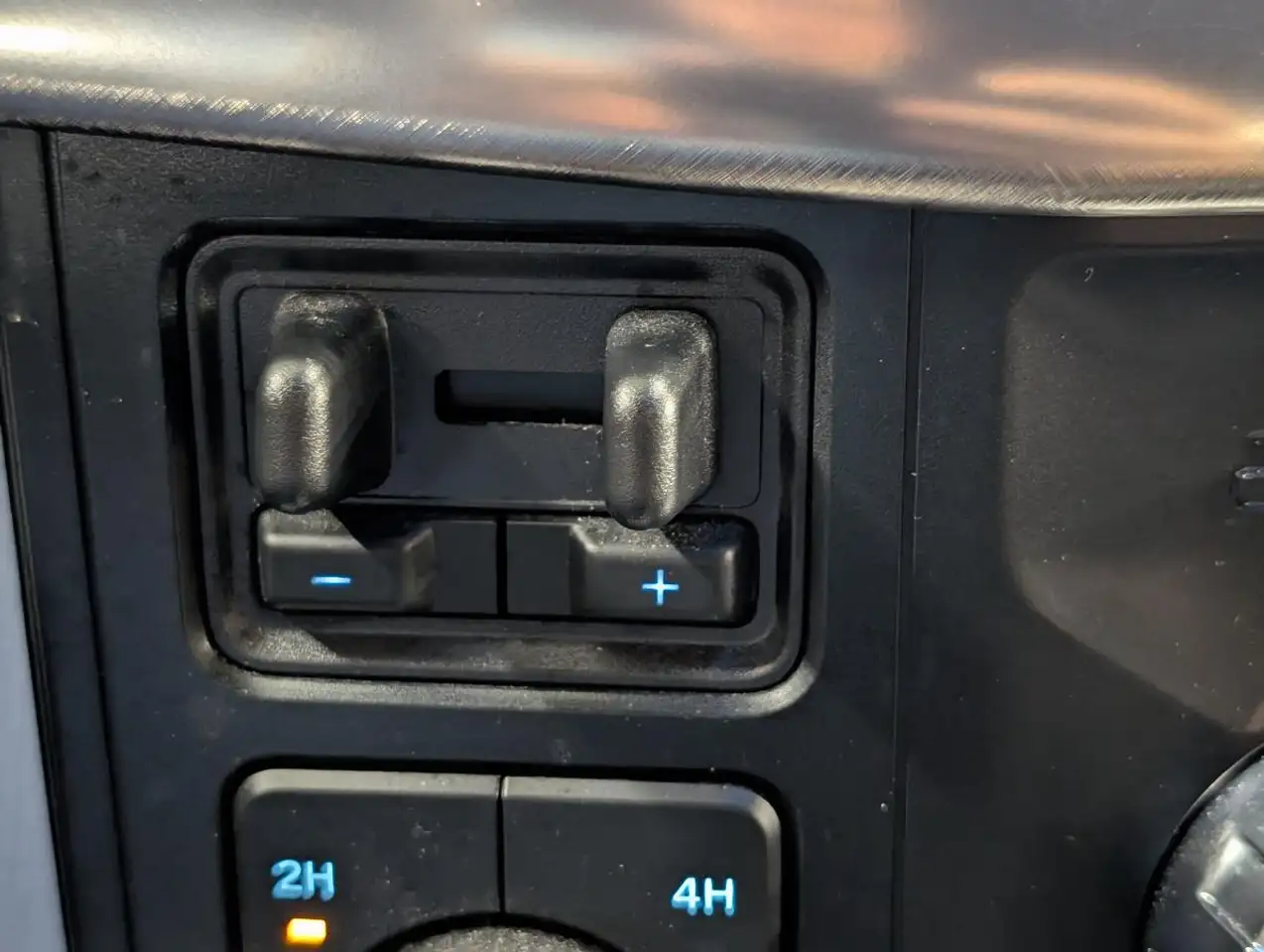 Ford F-150 - Image 30