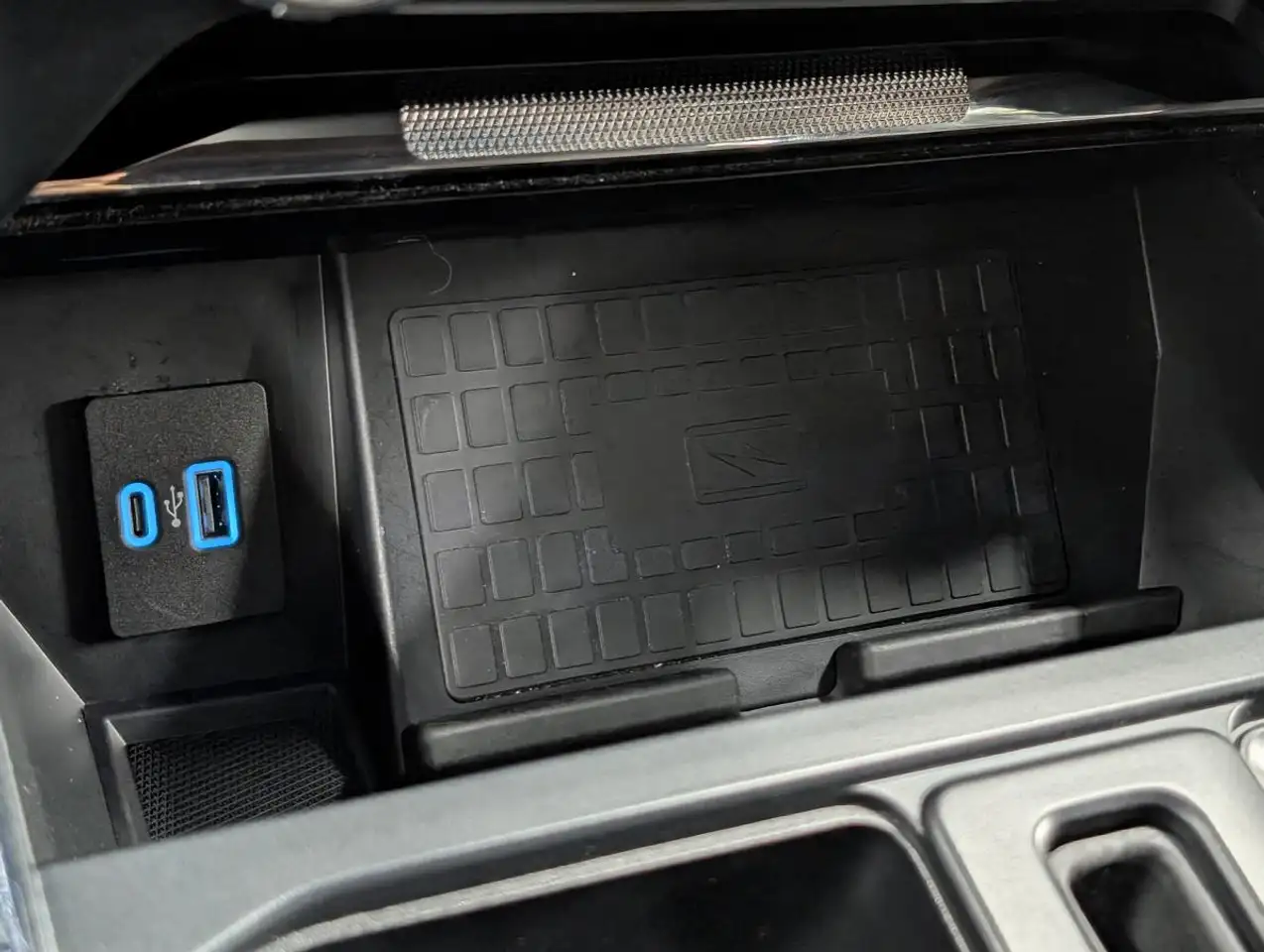 Ford F-150 - Image 35
