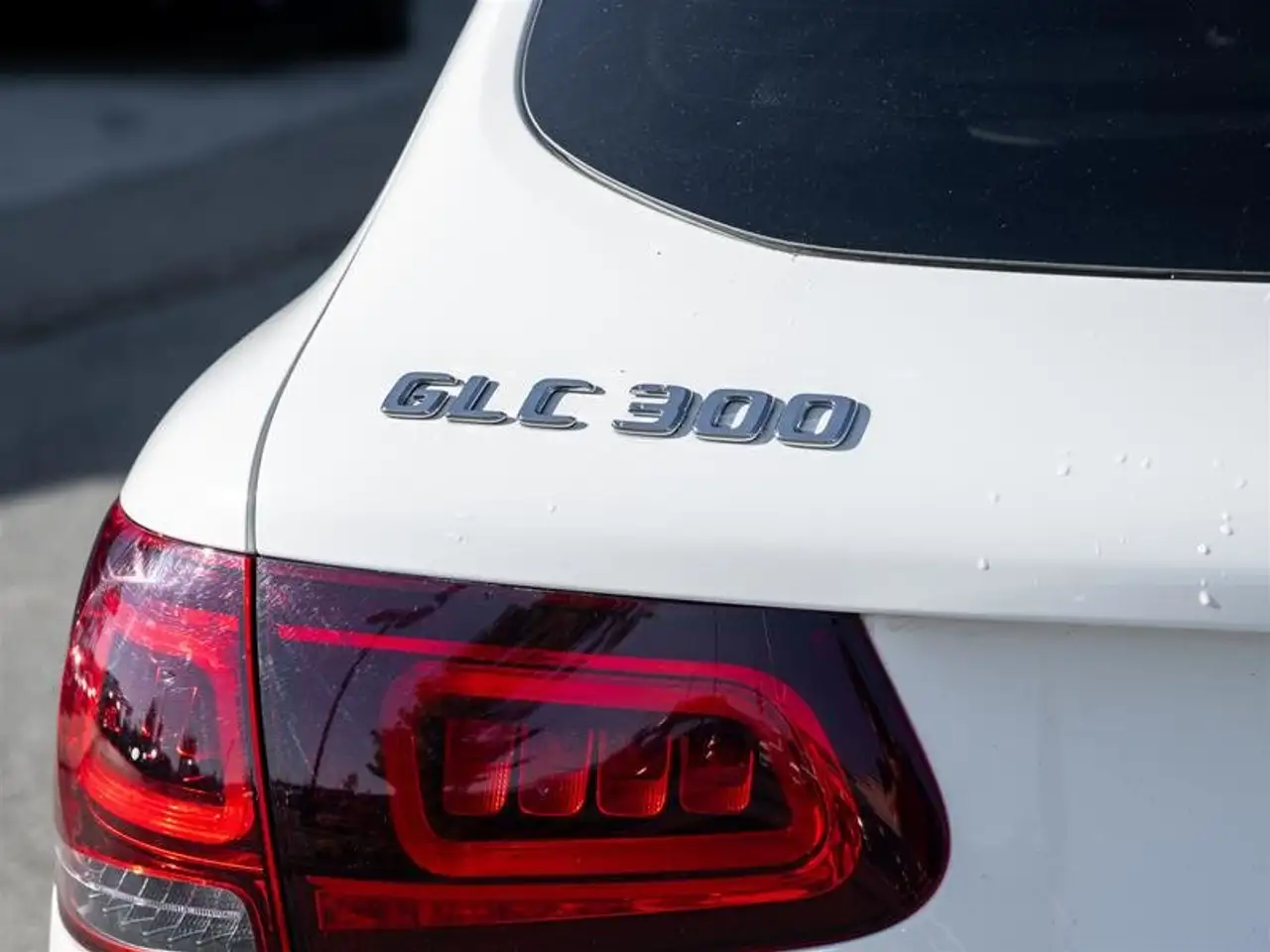 Mercedes-Benz GLC - Image 11