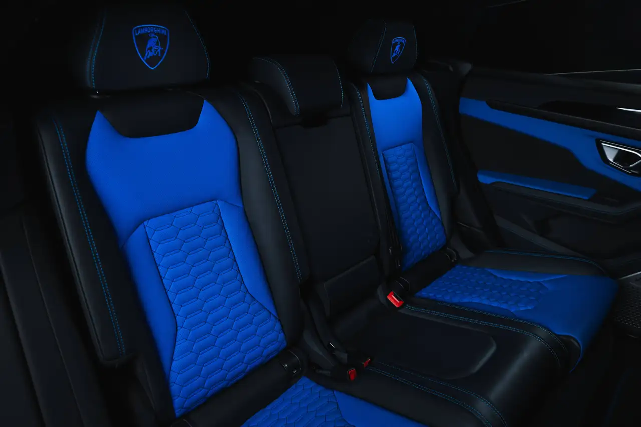 Lamborghini Urus - Image 25