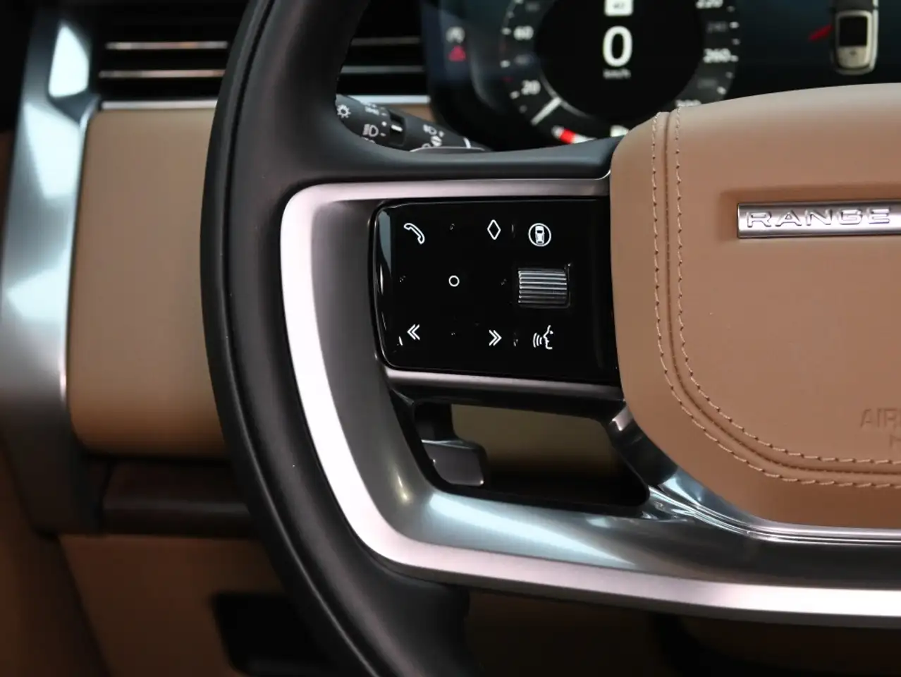Land Rover Range Rover - Image 16