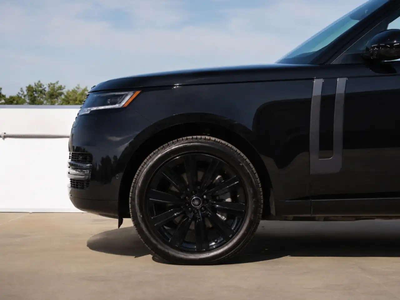 Land Rover Range Rover - Image 7