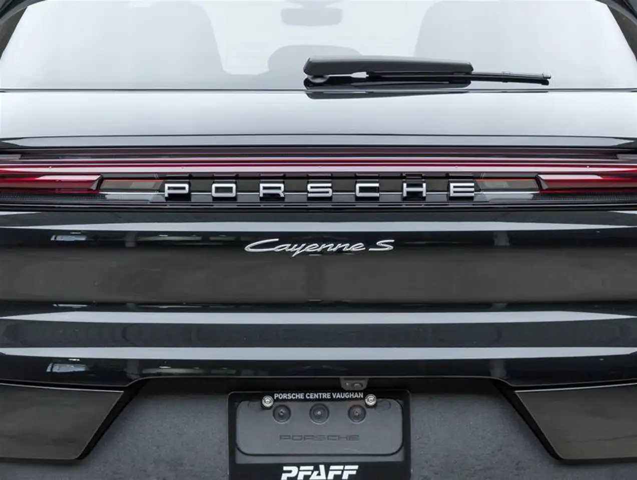 Porsche Cayenne - Image 12