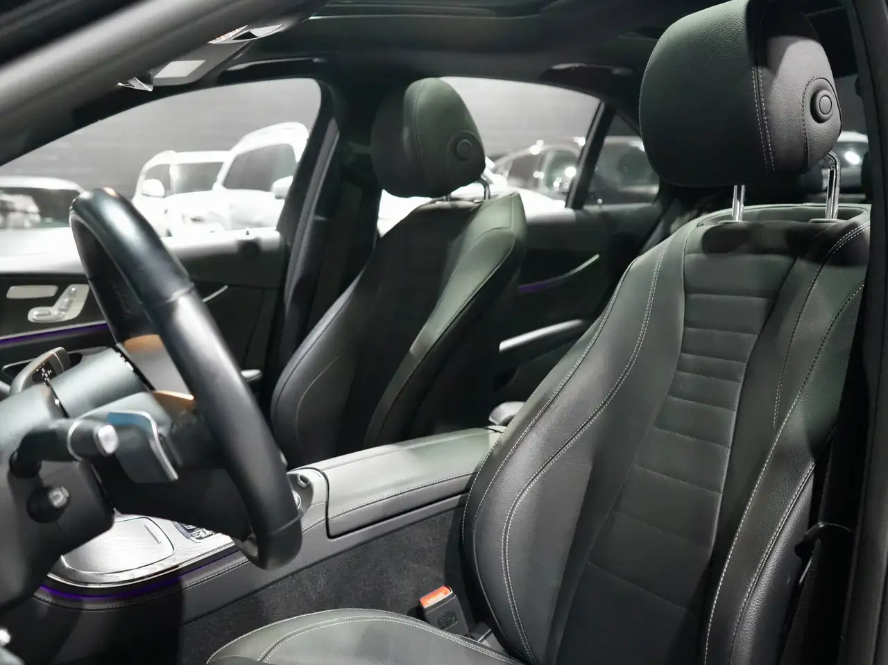 Mercedes-Benz E-Class - Image 9