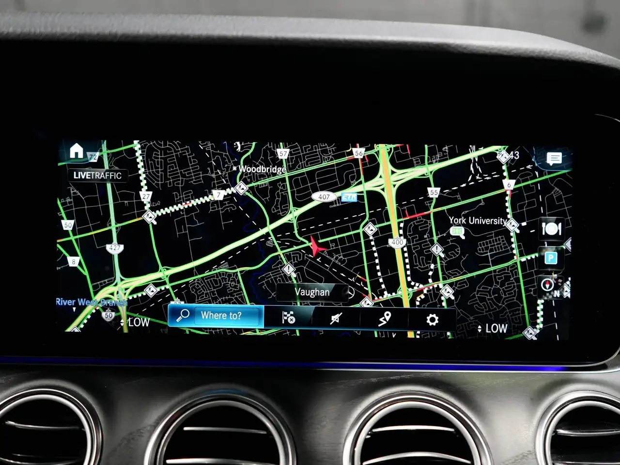 Mercedes-Benz E-Class - Image 24