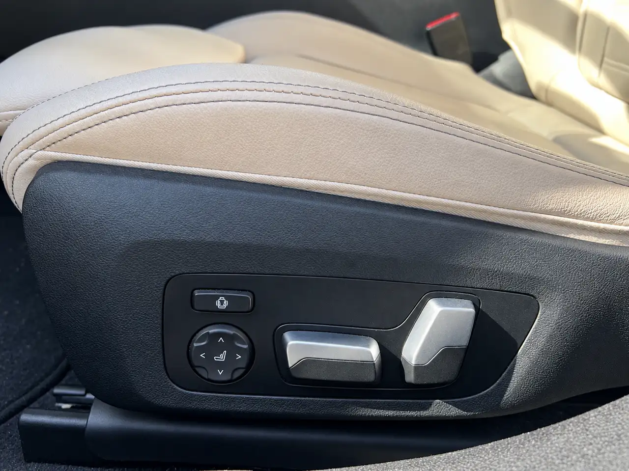 BMW 3 Series - Image 20