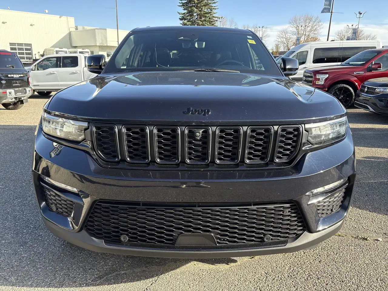 Jeep Grand Cherokee - Image 4