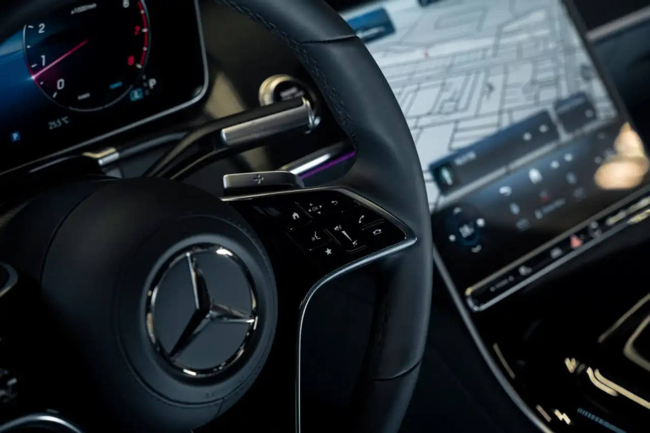 Mercedes-Benz S-Class - Image 22