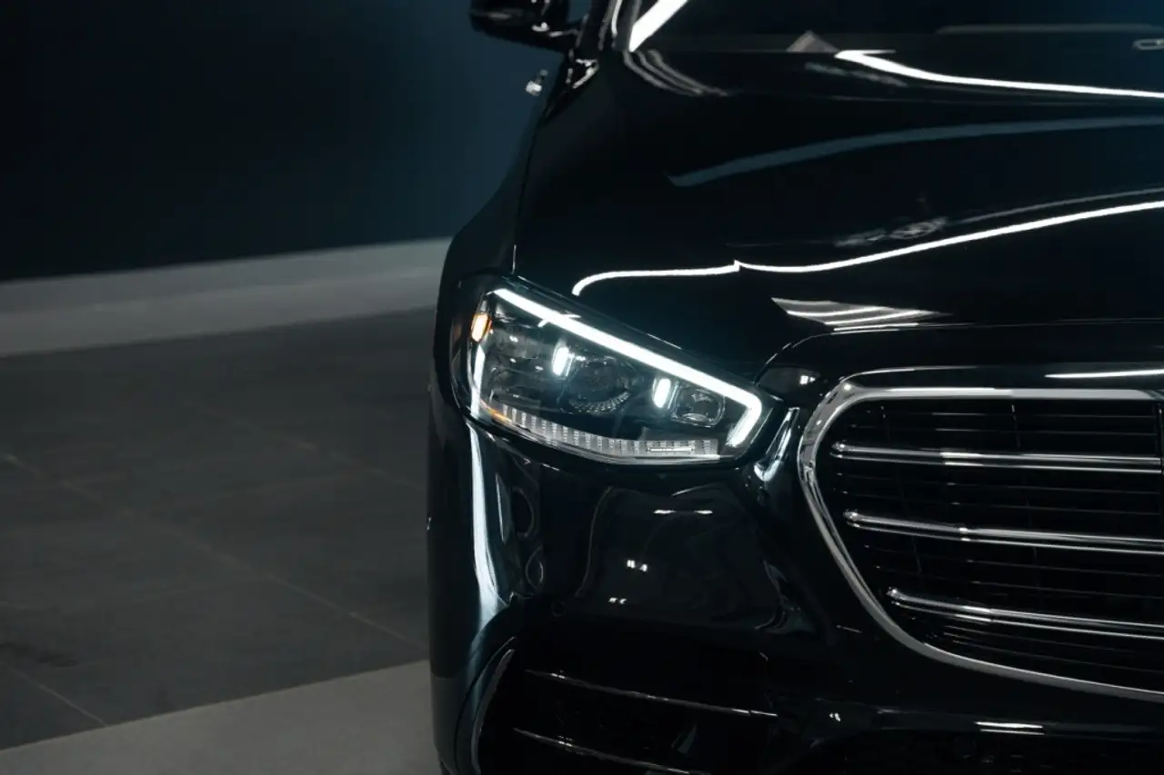 Mercedes-Benz S-Class - Image 30