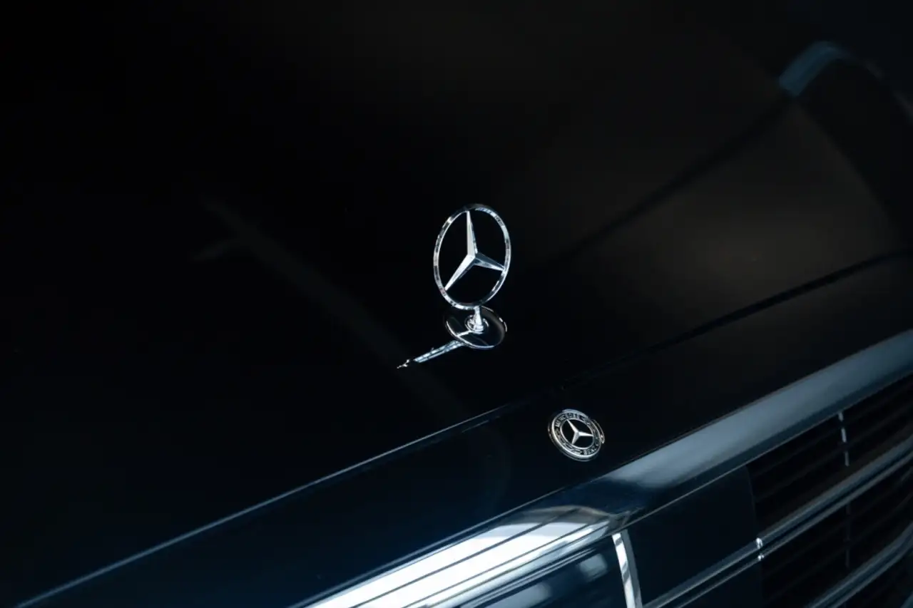 Mercedes-Benz S-Class - Image 3