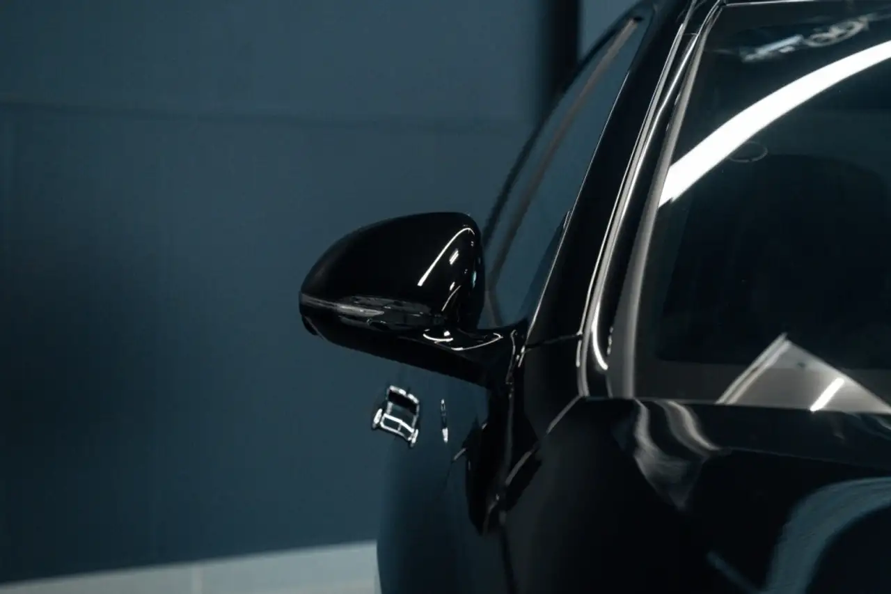 Mercedes-Benz S-Class - Image 28