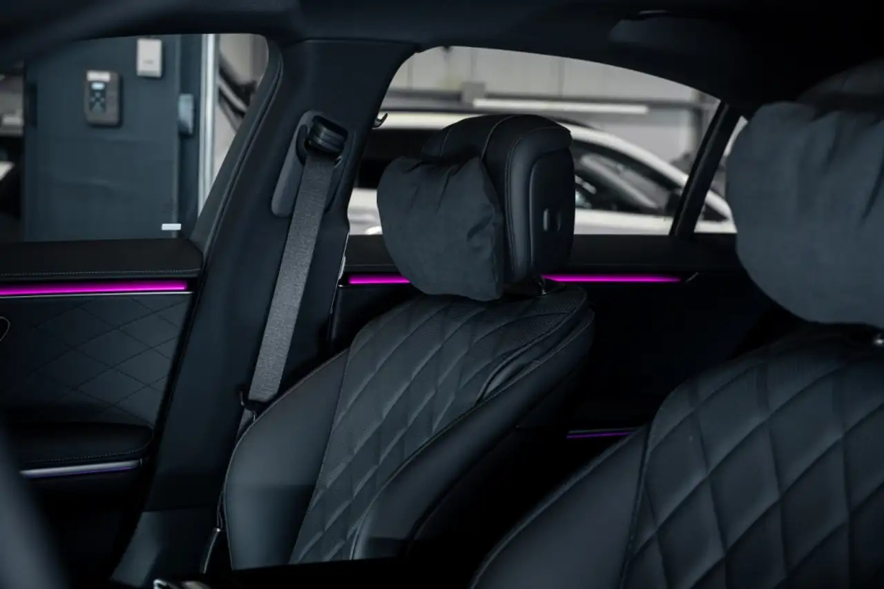 Mercedes-Benz S-Class - Image 14